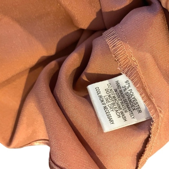 Pink Stretch Satin Mini Dress 🤍 - Picture 7 of 9